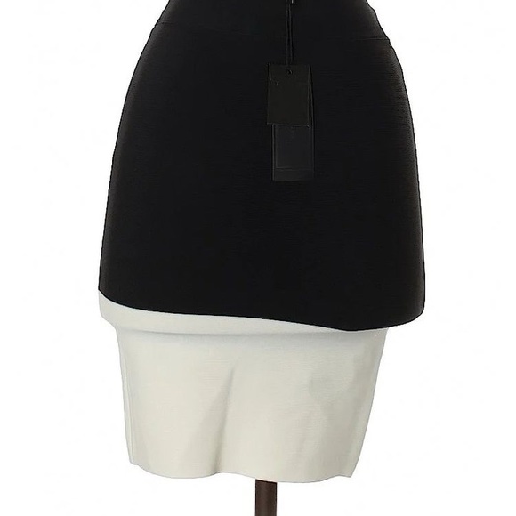 NWOT BCBGMAXAZRIA Color Block Pencil Skirt - Picture 5 of 7